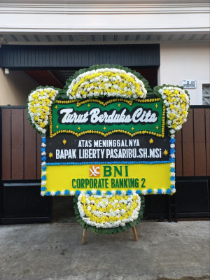 Papan Bunga Duka di Kebon Pala